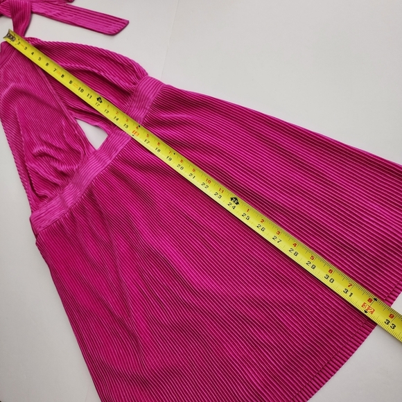 Sincerley Jules Women's Hot Pink Pleated Cross Over Halter Dress Lined Sz Medium - Picture 12 of 12